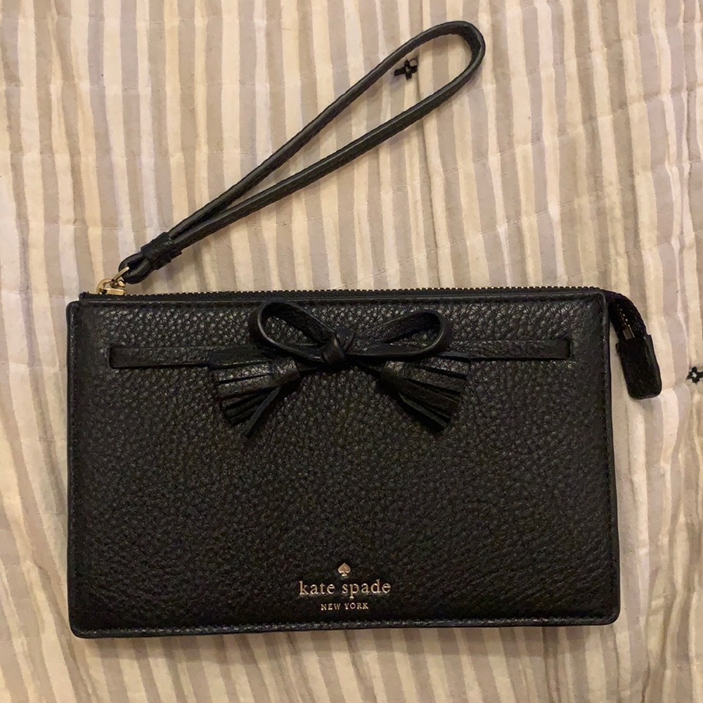 Kate Spade Hayes black wristlet